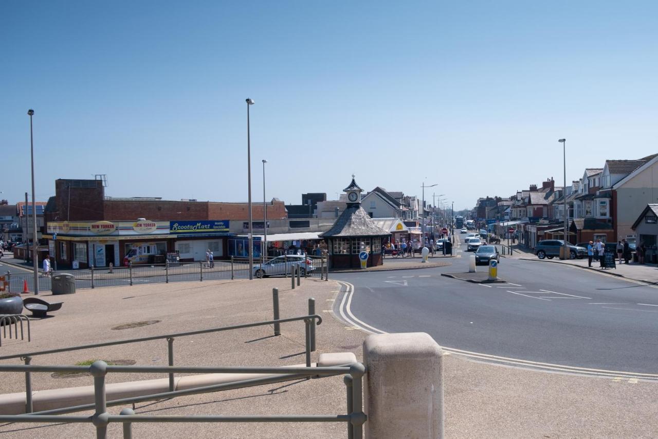 Seahawk Holiday Apartments Cleveleys Esterno foto