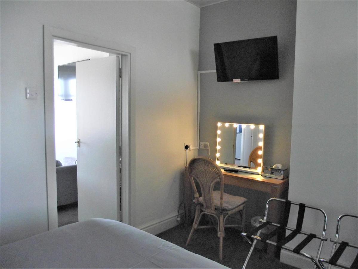 Seahawk Holiday Apartments Cleveleys Esterno foto